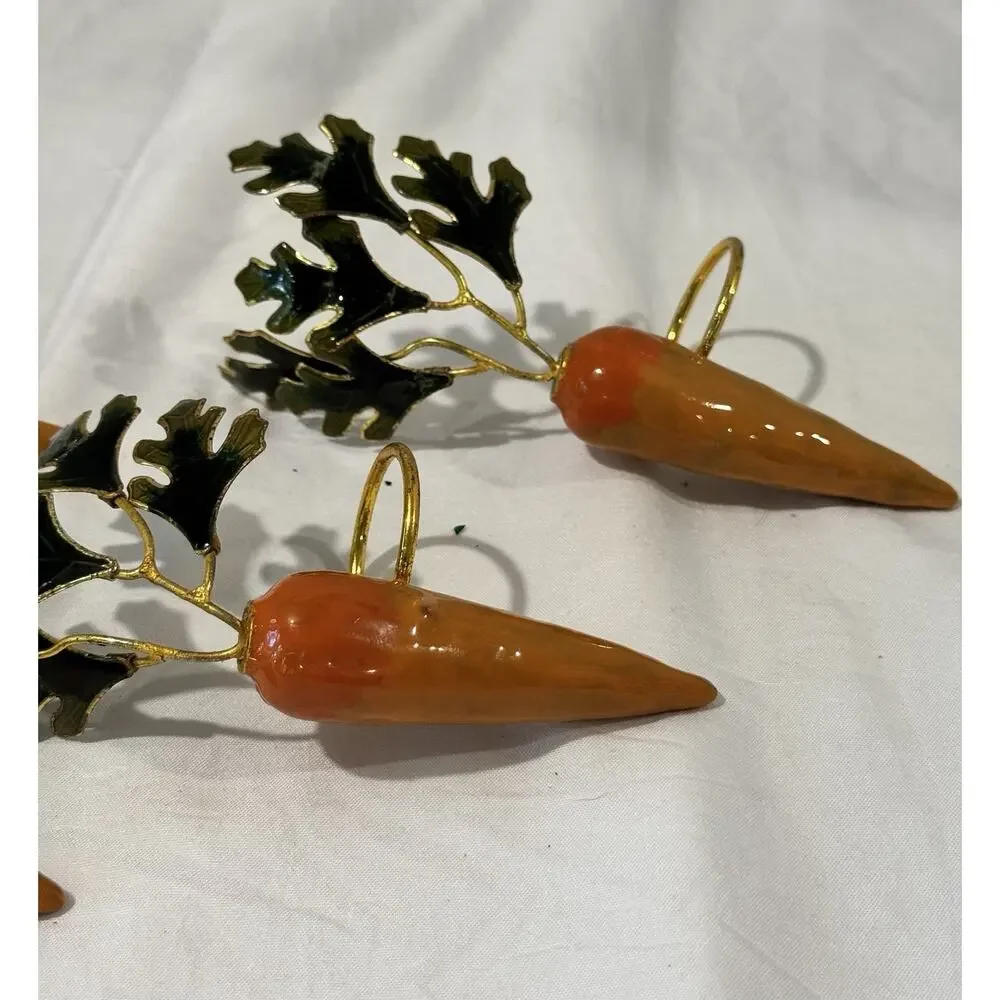 Metal Painted Enamel Carrot Napkin Rings Set of 4 Table Decor